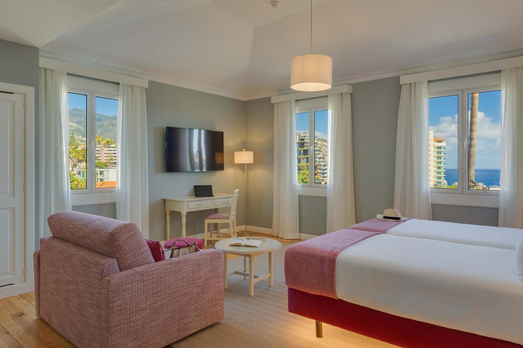 Pestana Quinta Perestrello Hotel Funchal  Exterior photo